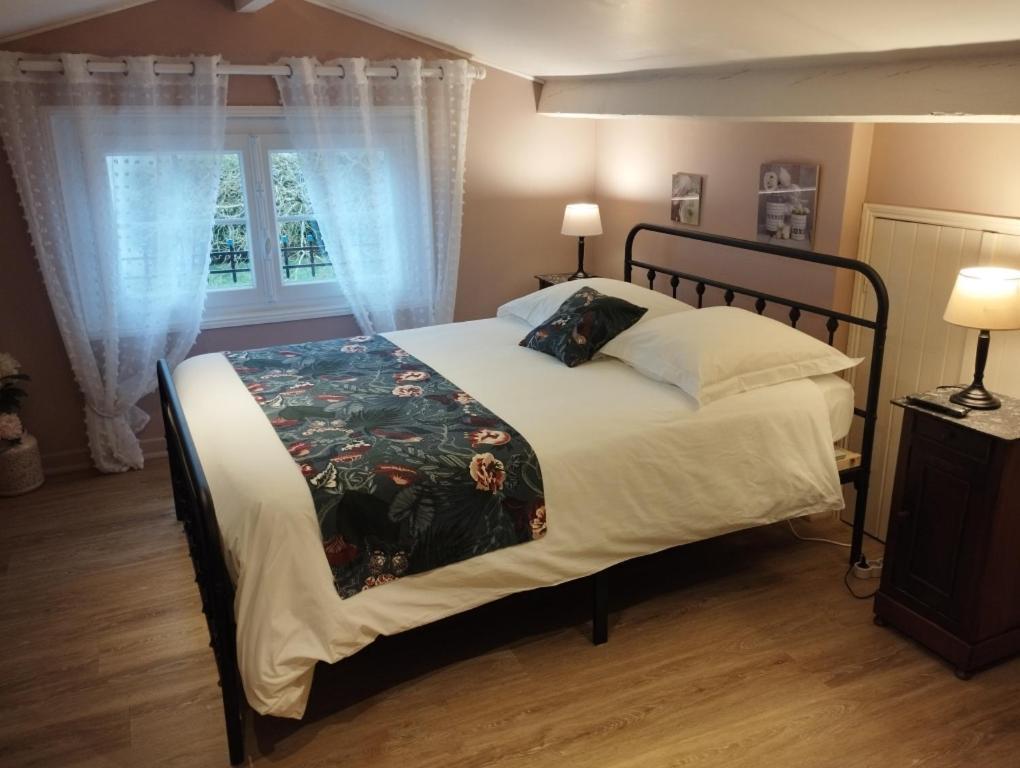 Au Coeur De Menesterol Chambre Emotion Montpon-Menesterol Zewnętrze zdjęcie